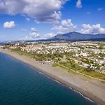 Keywise Family Luxury Infinity & Golf Апартаменты *
