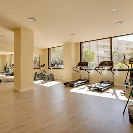 شقة Keywise Family Luxury Infinity & Golf إِستيبونا