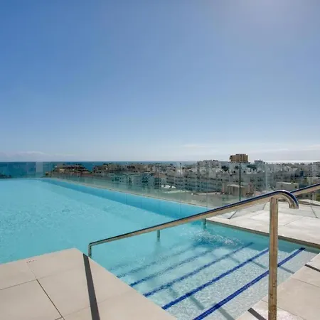 Keywise Family Luxury Infinity & Golf Apartment *