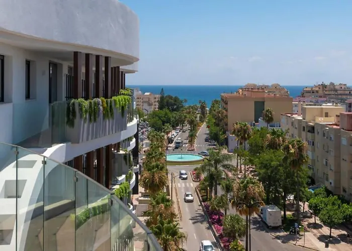 Keywise Family Luxury Infinity & Golf Apartment *