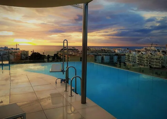 Keywise Family Luxury Infinity & Golf Apartament