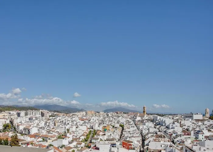 Keywise Family Luxury Infinity & Golf Apartment Estepona