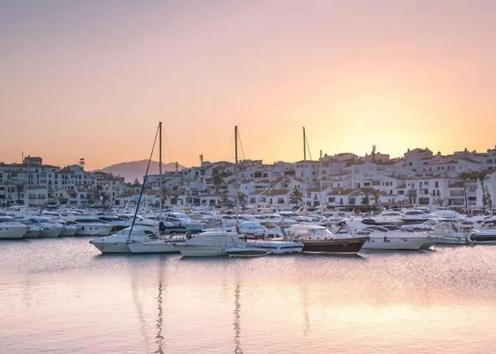 Keywise Family Luxury Infinity & Golf إِستيبونا